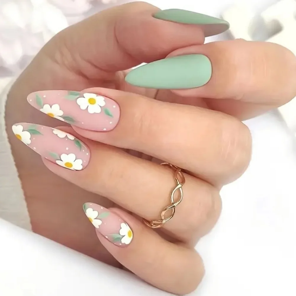 24 Pieces Fake Press On Nails